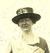 Photo of photos/Dolena McLennan 1877-1920 portrait